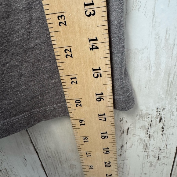 Old Navy Super Mario Bros Gray T-Shirt Size Medium - Picture 6 of 6